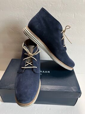 COLE HAAN 2014 Lunargrand Chukka Boots/Navy suede/grey 10.5M